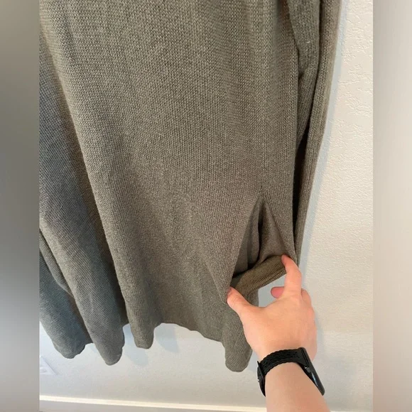 Leith Olive Green Extra Long Shawl-Collar Women’s Cardigan Size Small - Picture 6 of 7